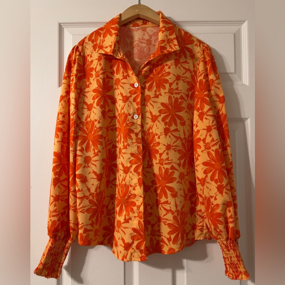 Orange Daisy Blouse. Button Down. Never Worn.